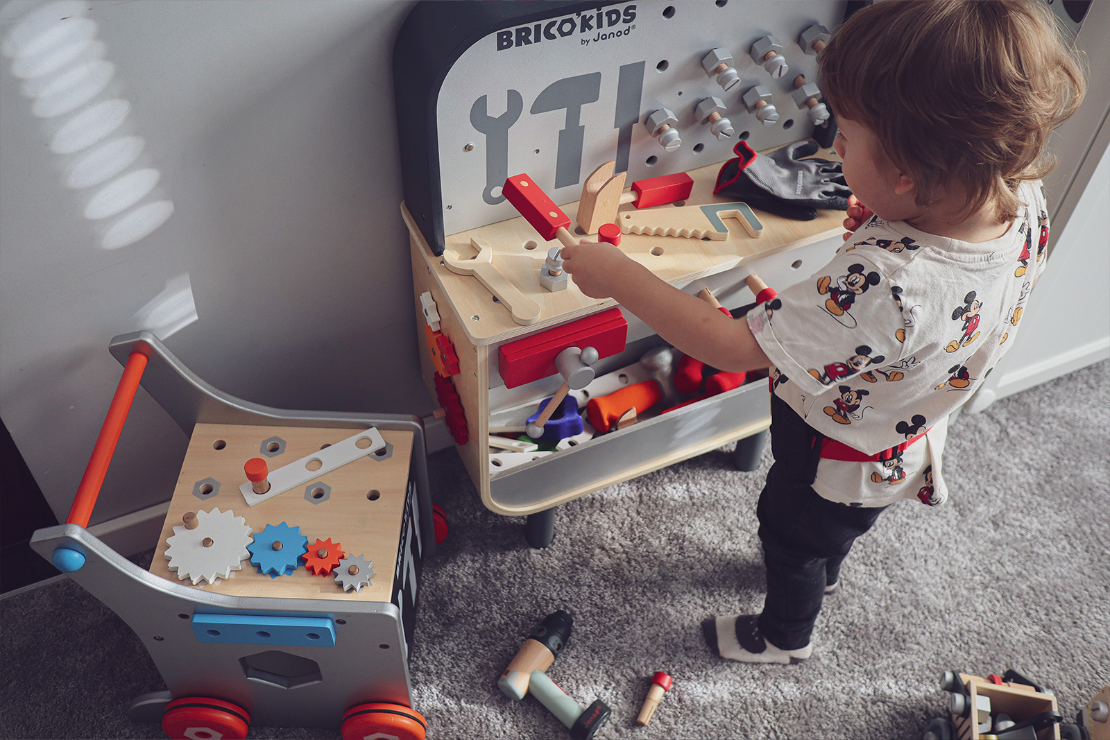 Pomysły na prezent dla 2-3 latka – drewniane zabawki